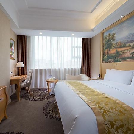Vienna Hotel Guangzhou Baiyun Airport Exteriér fotografie